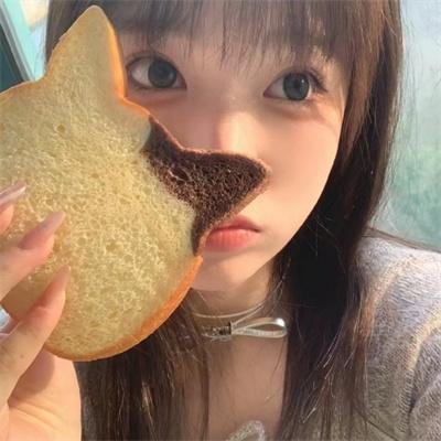 四人新世界 海报