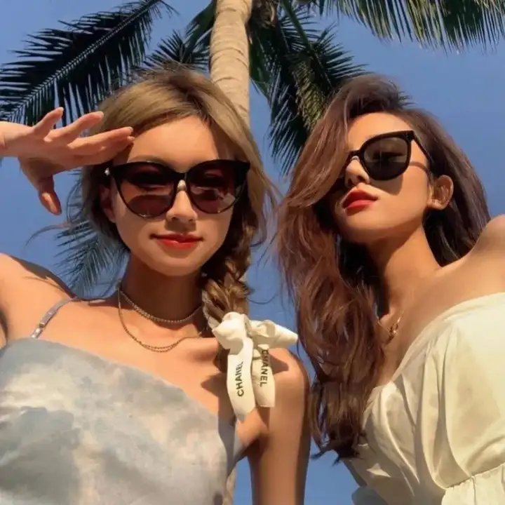 尘世女孩 海报